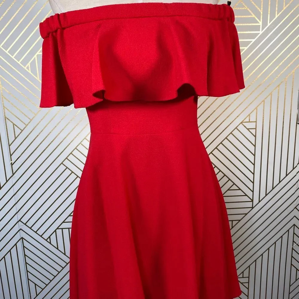Black Halo Penelope Off the‎ Shoulder Dress in Red - Picture 6 of 12